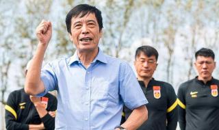 米卢:我敢接手国足 米卢:我敢接手国足